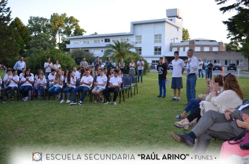 La Escuela